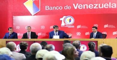 Banco de Venezuela Nicolás Maduro Petro